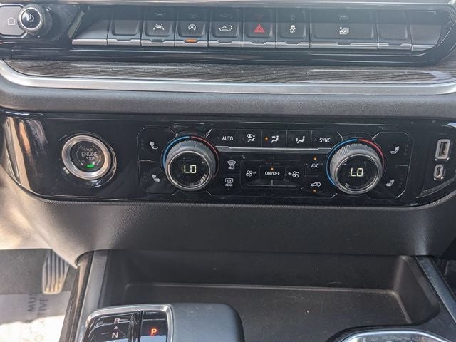 2022 Chevrolet Silverado 1500 4WD Crew Cab Short Bed RST