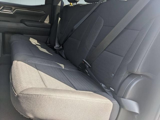 2022 Chevrolet Silverado 1500 4WD Crew Cab Short Bed RST