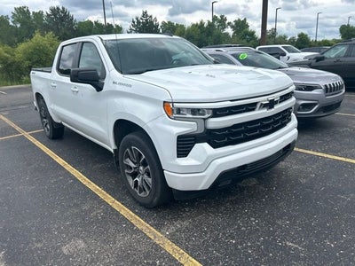 2022 Chevrolet Silverado 1500 4WD Crew Cab Short Bed RST