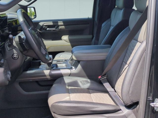 2023 Chevrolet Silverado 1500 4WD Crew Cab Short Bed ZR2