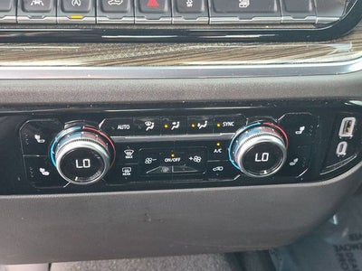 2024 GMC Sierra 1500 4WD Crew Cab Short Box Elevation with 3VL