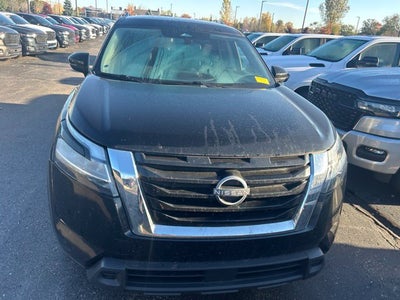2022 Nissan Pathfinder SV 4WD