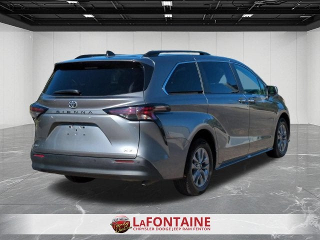 2026 Toyota Sienna XLE