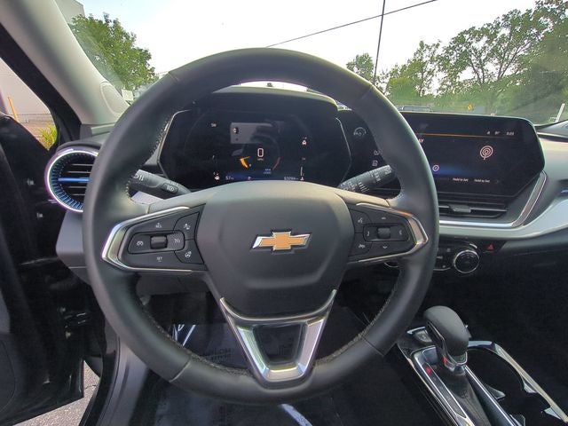 2024 Chevrolet Trax FWD LT