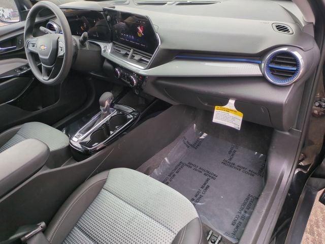 2025 Chevrolet Trax FWD LT