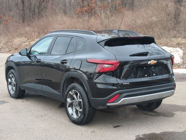 2025 Chevrolet Trax FWD LT