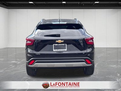 2025 Chevrolet Trax FWD LT