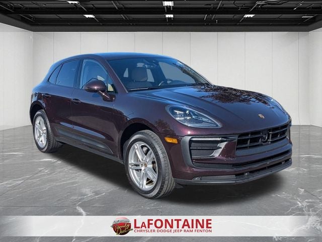 2024 Porsche Macan Base
