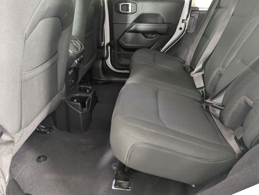 2023 Jeep Wrangler 4-Door Sahara