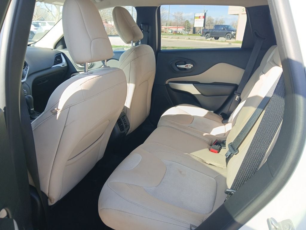 2017 Jeep Cherokee Sport FWD