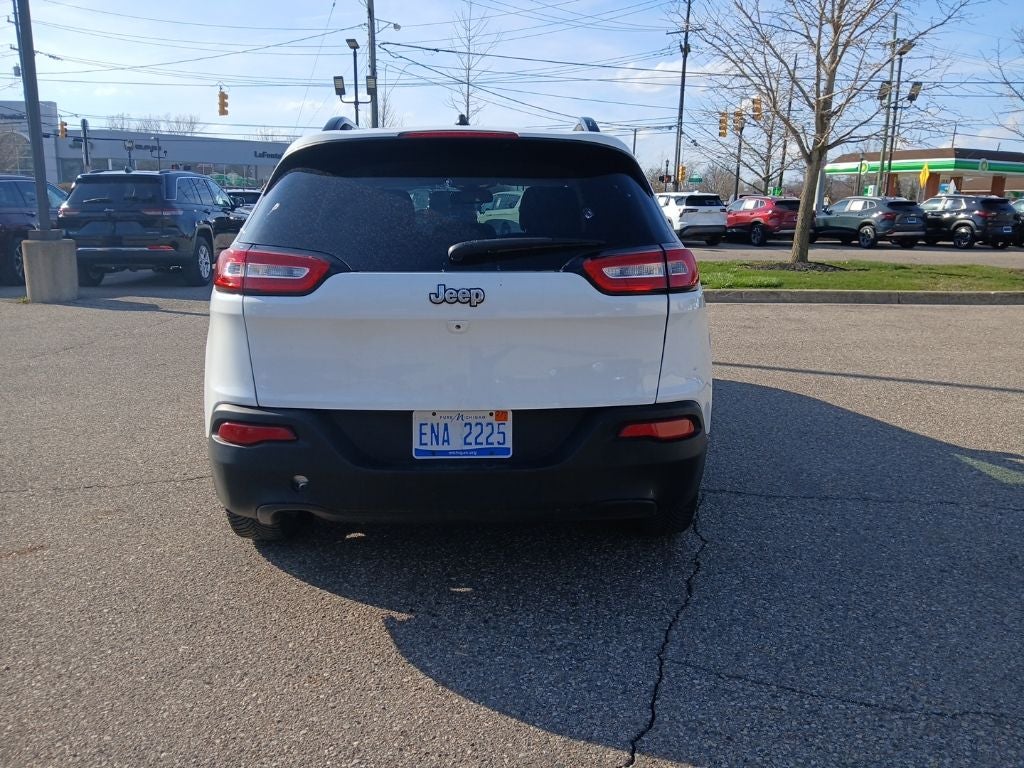 2017 Jeep Cherokee Sport FWD
