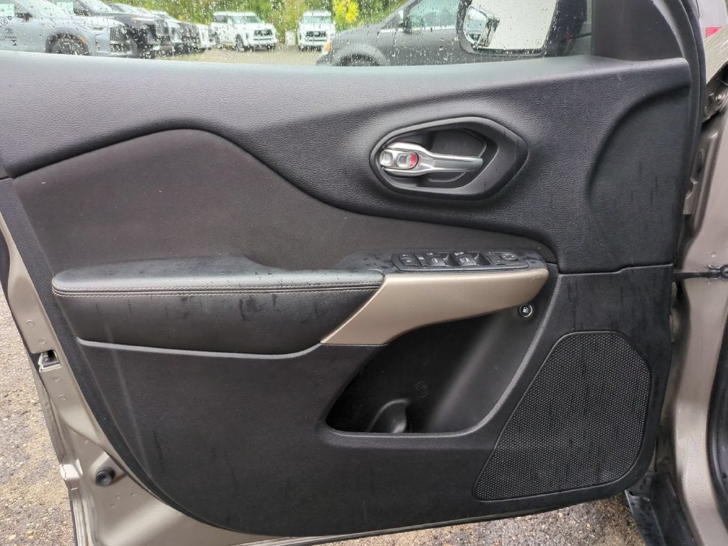 2017 Jeep Cherokee Latitude