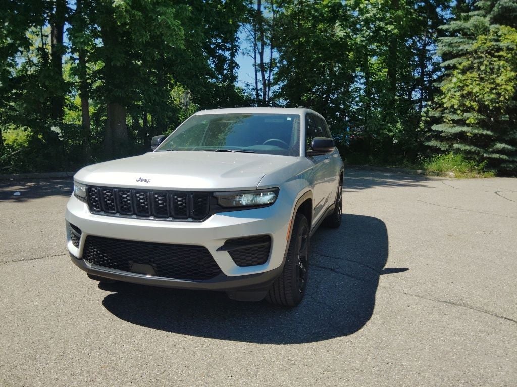 2024 Jeep Grand Cherokee Altitude X