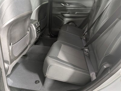 2023 Jeep Grand Cherokee Laredo 4x4