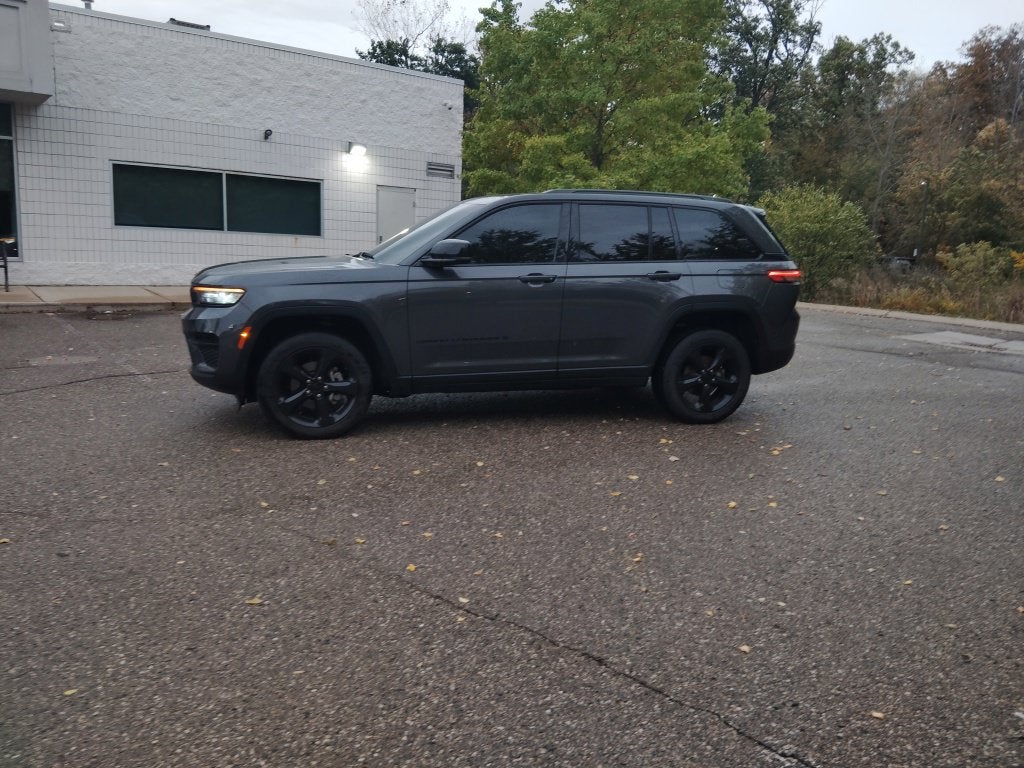 2024 Jeep Grand Cherokee Altitude 4x4