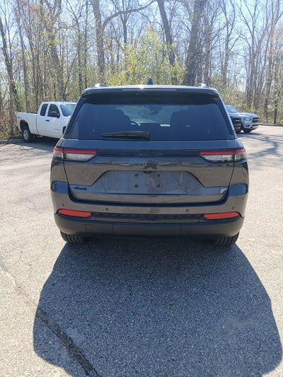 2024 Jeep Grand Cherokee Altitude
