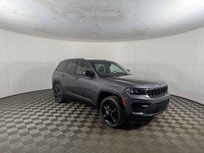2024 Jeep Grand Cherokee Altitude