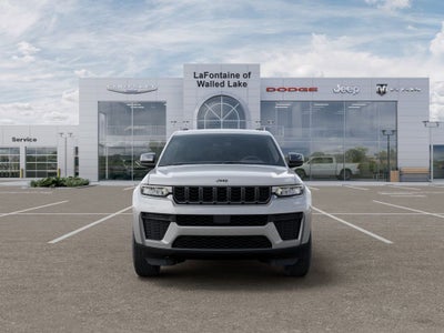 2026 Jeep Grand Cherokee Laredo