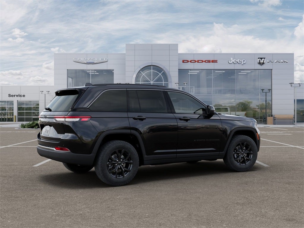 2026 Jeep Grand Cherokee GRAND CHEROKEE LAREDO ALTITUDE 4X4