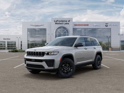 2026 Jeep Grand Cherokee Laredo Altitude