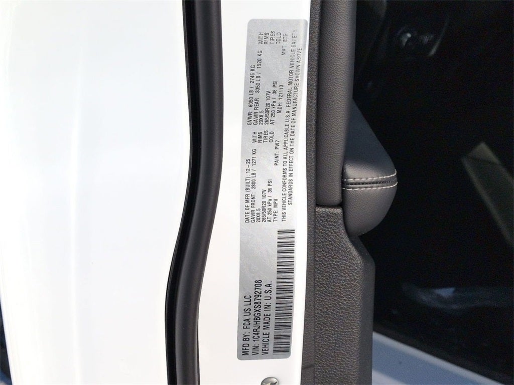 2025 Jeep Grand Cherokee GRAND CHEROKEE LIMITED 4X4