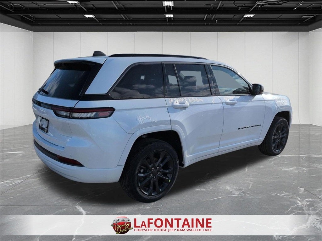 2026 Jeep Grand Cherokee GRAND CHEROKEE LIMITED RESERVE 4X4