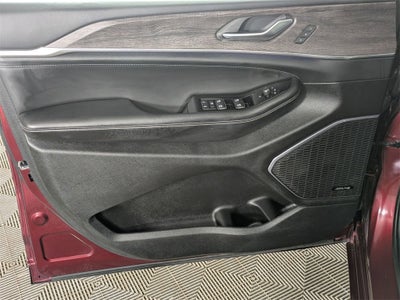 2023 Jeep Grand Cherokee Overland 4x4