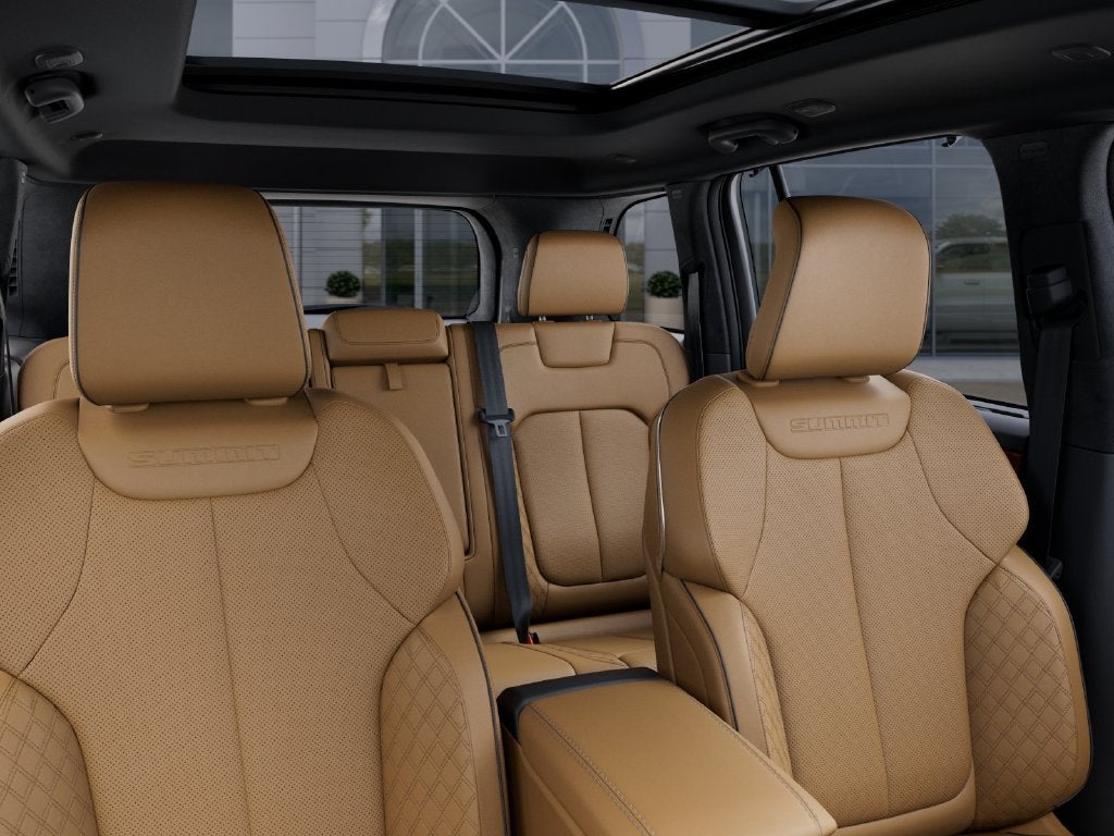 2027 Jeep Grand Cherokee GRAND CHEROKEE SUMMIT 4X4
