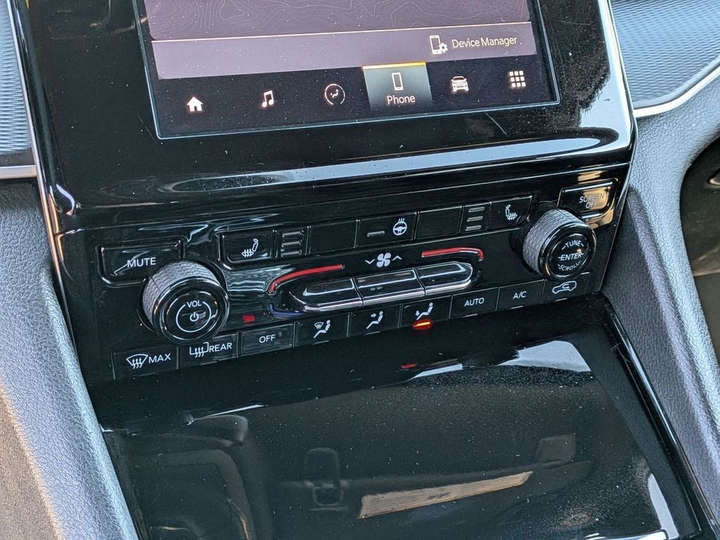 2023 Jeep Grand Cherokee L Altitude 4x4