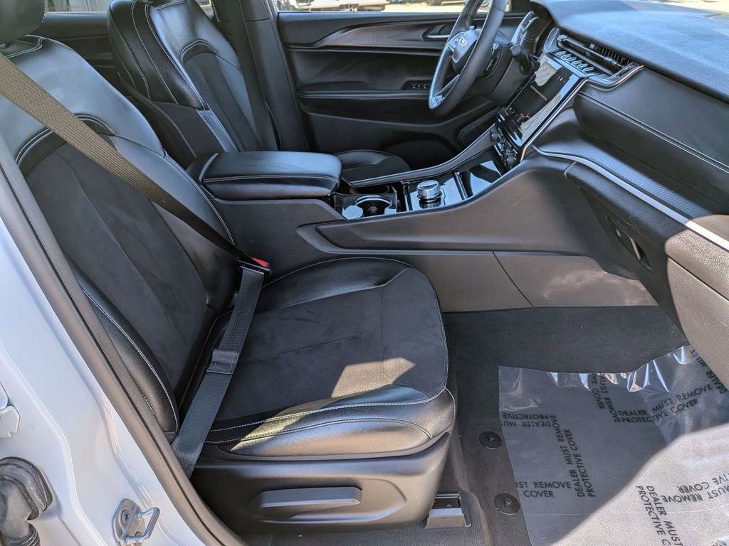 2023 Jeep Grand Cherokee L Altitude 4x4