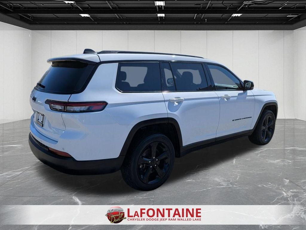 2023 Jeep Grand Cherokee L Altitude 4x4