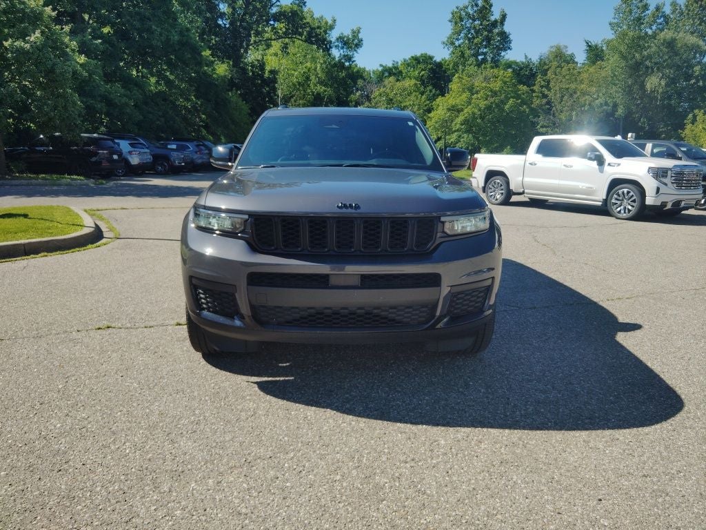 2023 Jeep Grand Cherokee L Altitude 4x4