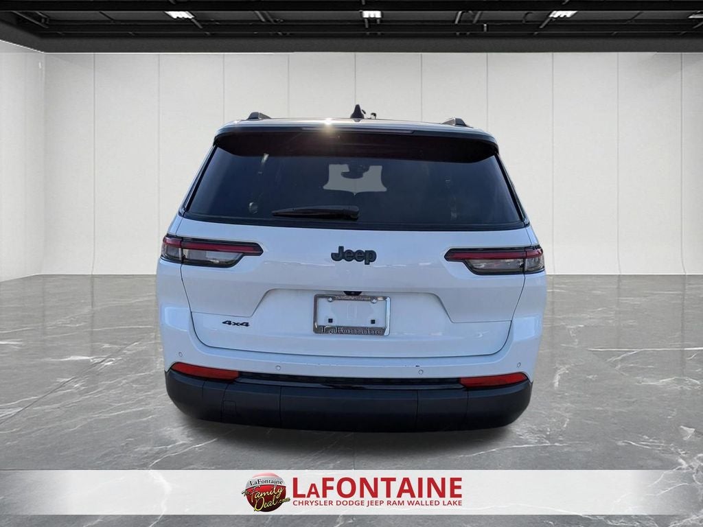 2023 Jeep Grand Cherokee L Altitude 4x4