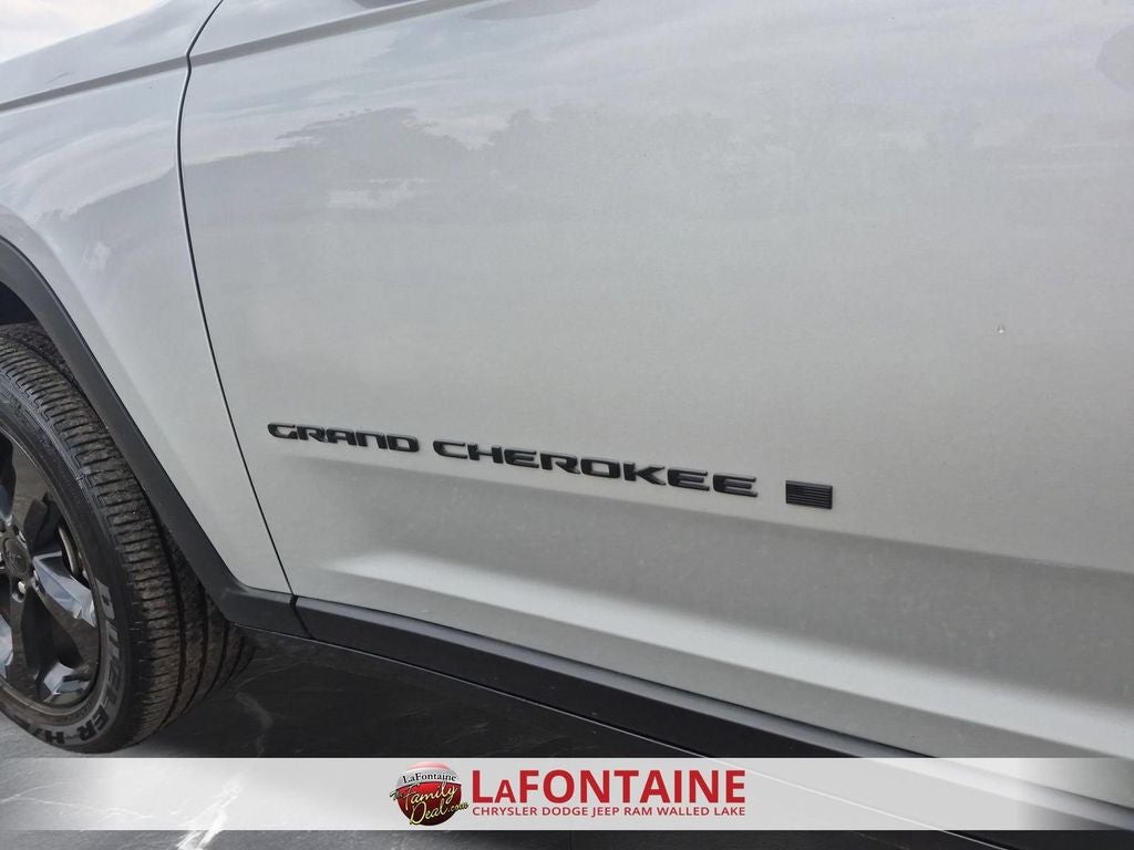2023 Jeep Grand Cherokee L Altitude 4x4