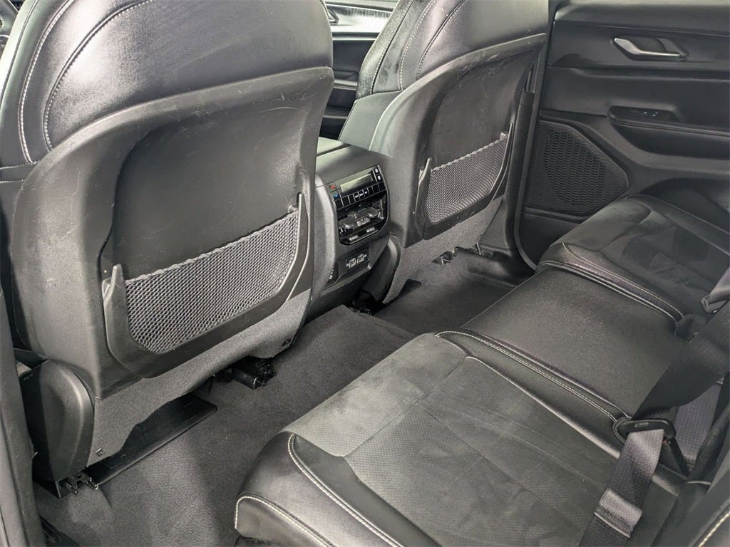 2024 Jeep Grand Cherokee L Altitude 4x4