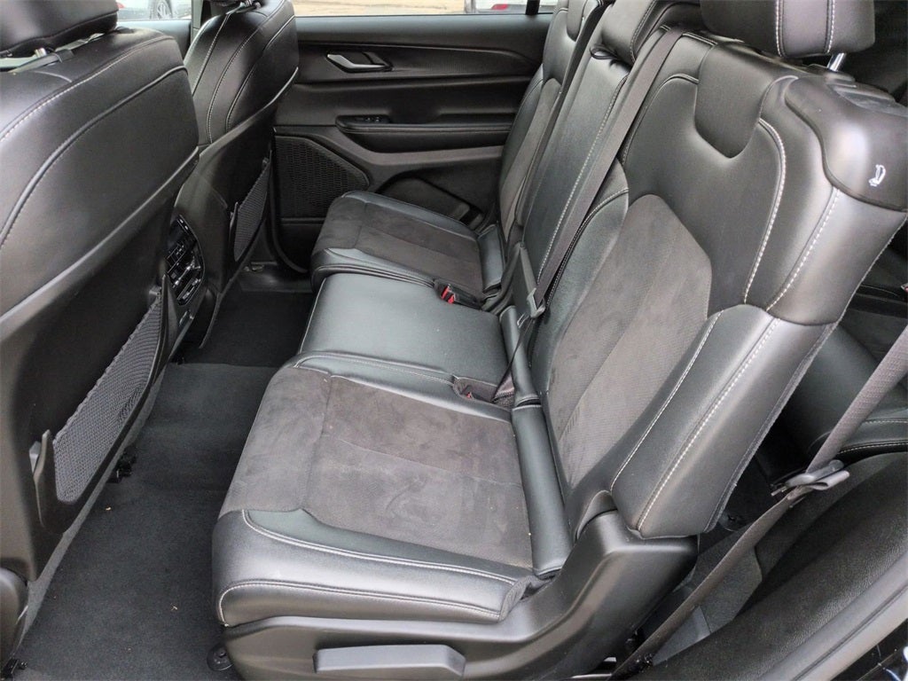 2024 Jeep Grand Cherokee L Altitude 4x4