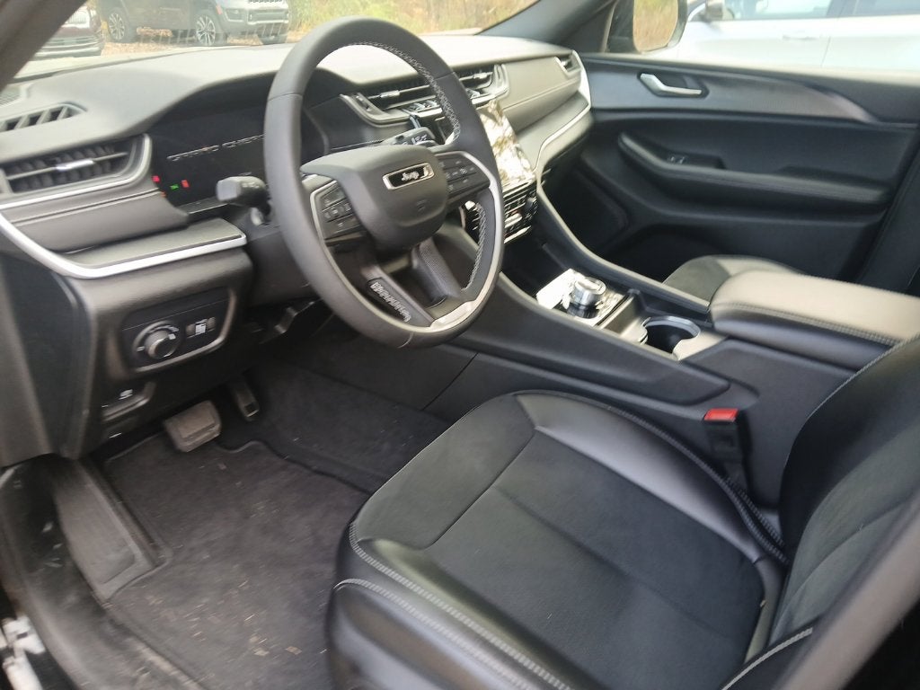 2024 Jeep Grand Cherokee L Altitude X 4x4