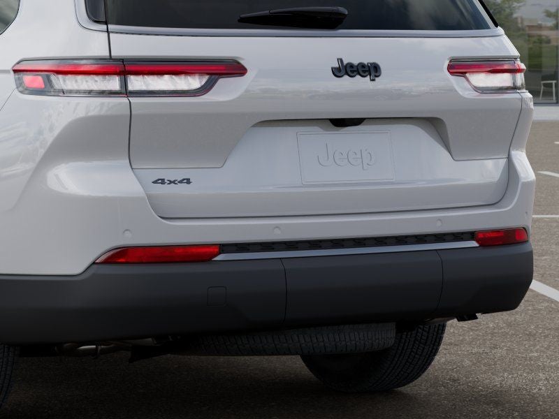 2026 Jeep Grand Cherokee L Laredo Altitude