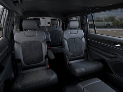 2027 Jeep Grand Cherokee L GRAND CHEROKEE L LAREDO ALTITUDE 4X4