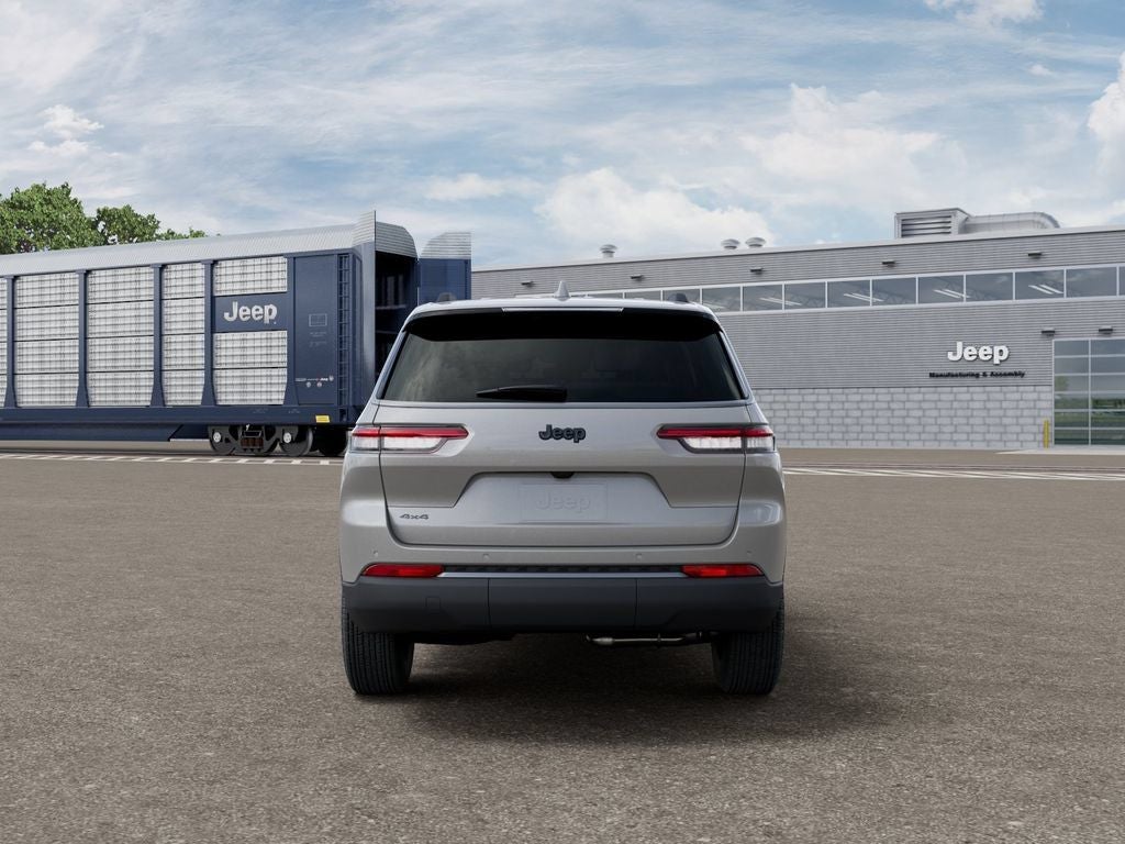 2026 Jeep Grand Cherokee L GRAND CHEROKEE L LAREDO ALTITUDE 4X4