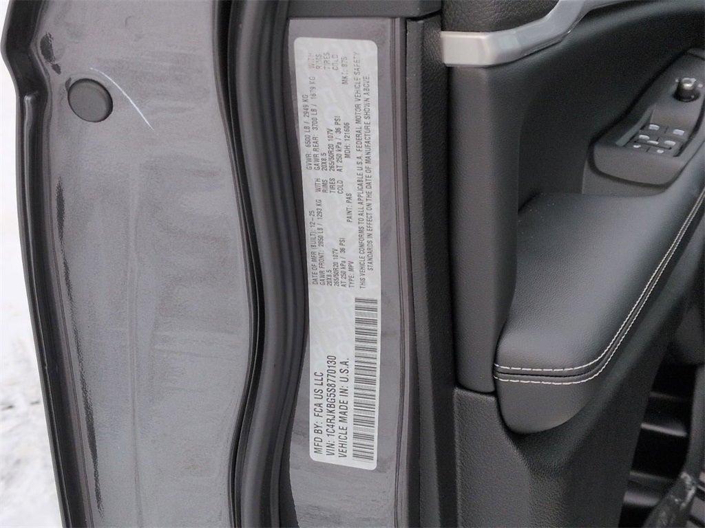 2025 Jeep Grand Cherokee L GRAND CHEROKEE L LIMITED 4X4