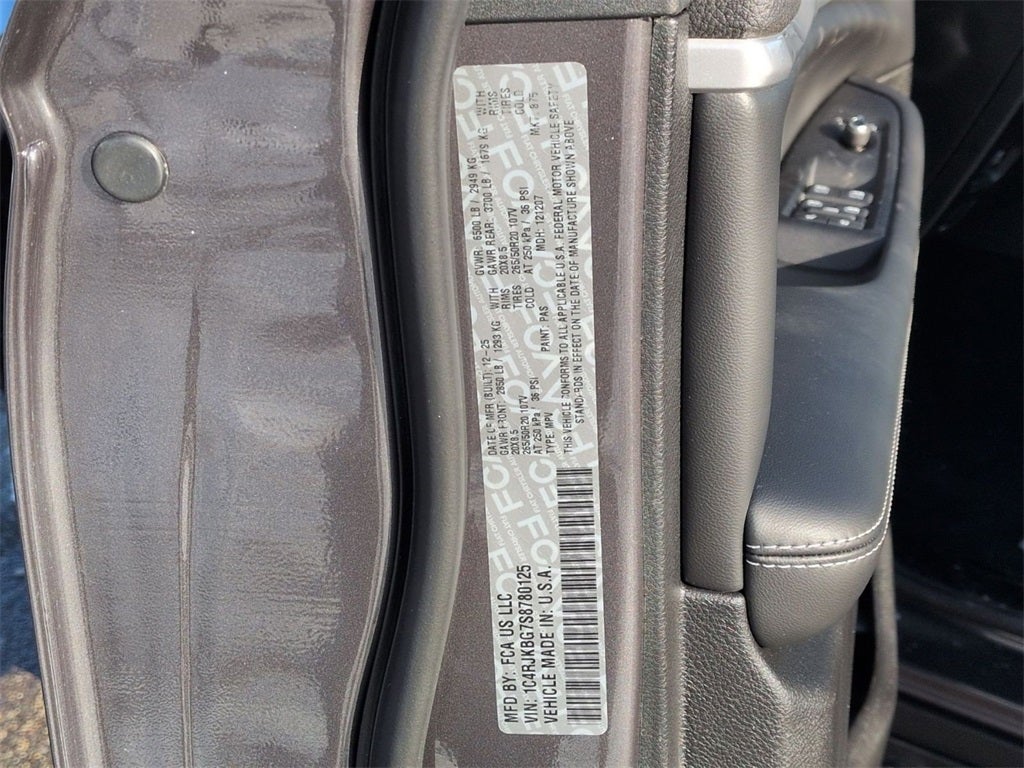 2025 Jeep Grand Cherokee L GRAND CHEROKEE L LIMITED 4X4