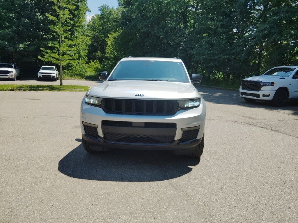 2025 Jeep Grand Cherokee L Limited 4x4