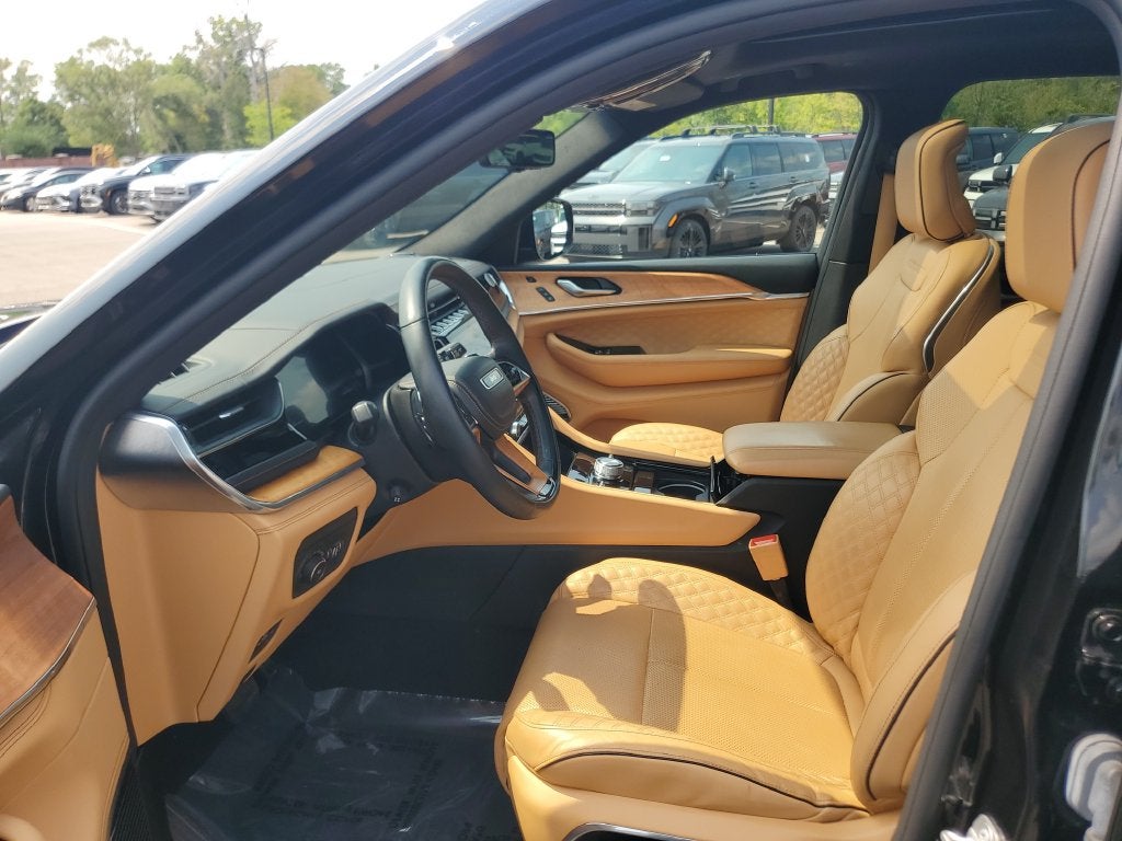 2023 Jeep Grand Cherokee L Summit Reserve 4x4
