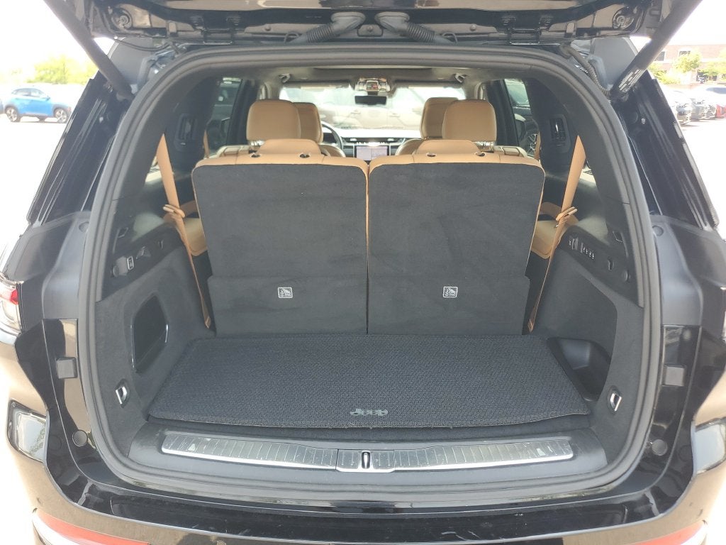 2023 Jeep Grand Cherokee L Summit Reserve 4x4