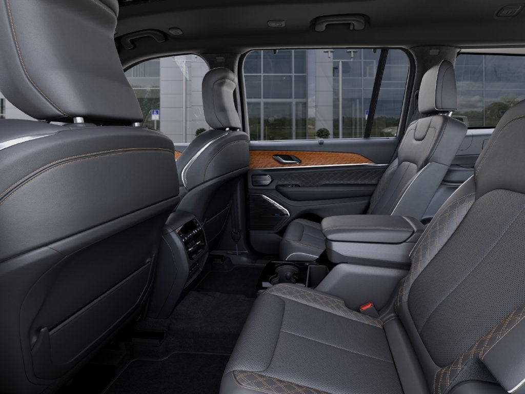 2027 Jeep Grand Cherokee L GRAND CHEROKEE L SUMMIT 4X4