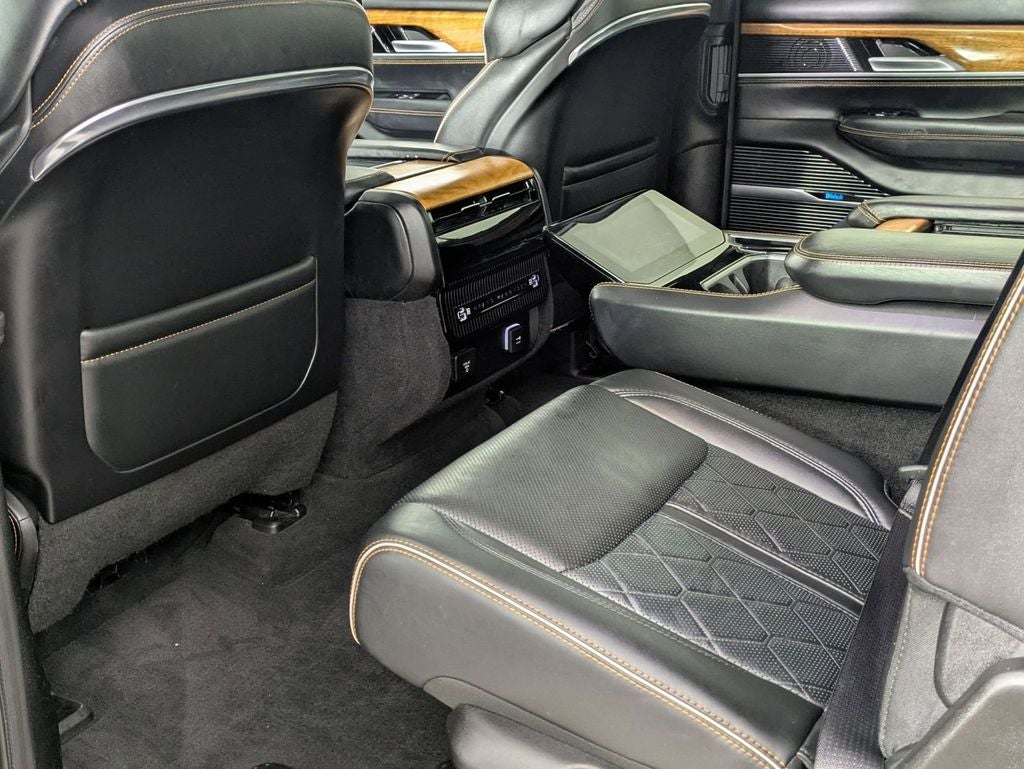 2024 Jeep Grand Wagoneer L Series III 4x4