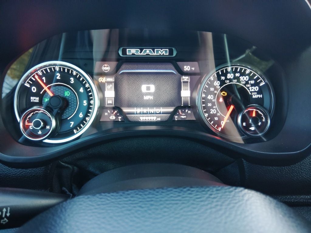 2019 RAM 1500 Big Horn/Lone Star Crew Cab 4x4 5'7' Box