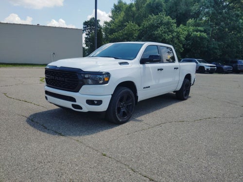2023 RAM 1500 Big Horn Crew Cab 4x4 5'7' Box