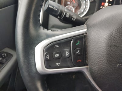 2020 RAM 1500 Big Horn Quad Cab 4x4 6'4' Box